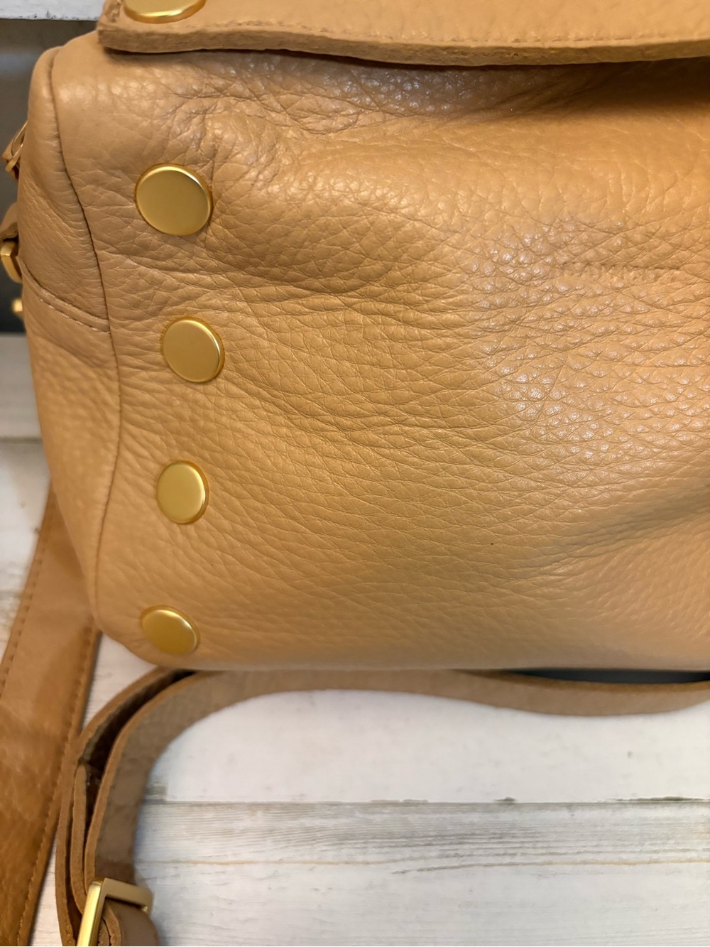 Hammitt Evan Small Crossbody-Toast Tan Leather Brushed Gold Rivets-Pristine - Picture 4 of 16